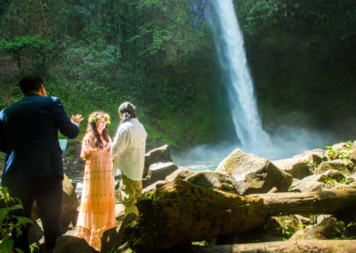 Getting married in Fortuna Waterfall